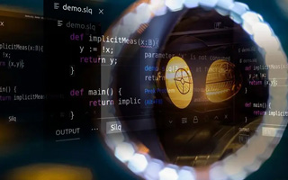 东阳 ,php声明和调用变量的符号是什么？
